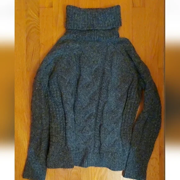 Faherty Frost Cable Stitch Turtleneck Sweater XS Charcoal Gray - Picture 13 of 15